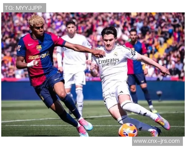 2011年欧冠经典对决巴萨与皇马的巅峰对决回顾与分析